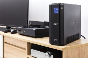 APC by Schneider Electric Back-UPS Pro BR1500GI Home